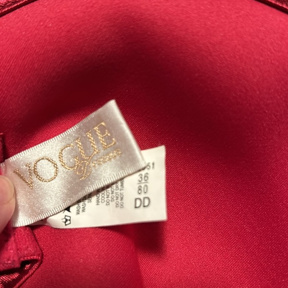 🎁Vibrant red new bra under wire - Picture 3 of 3